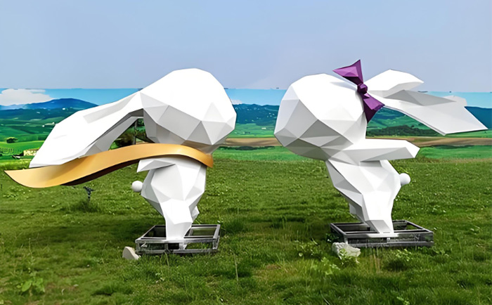 不銹鋼幾何動(dòng)物雕塑--以幾何為筆，重繪動(dòng)物的第二生命