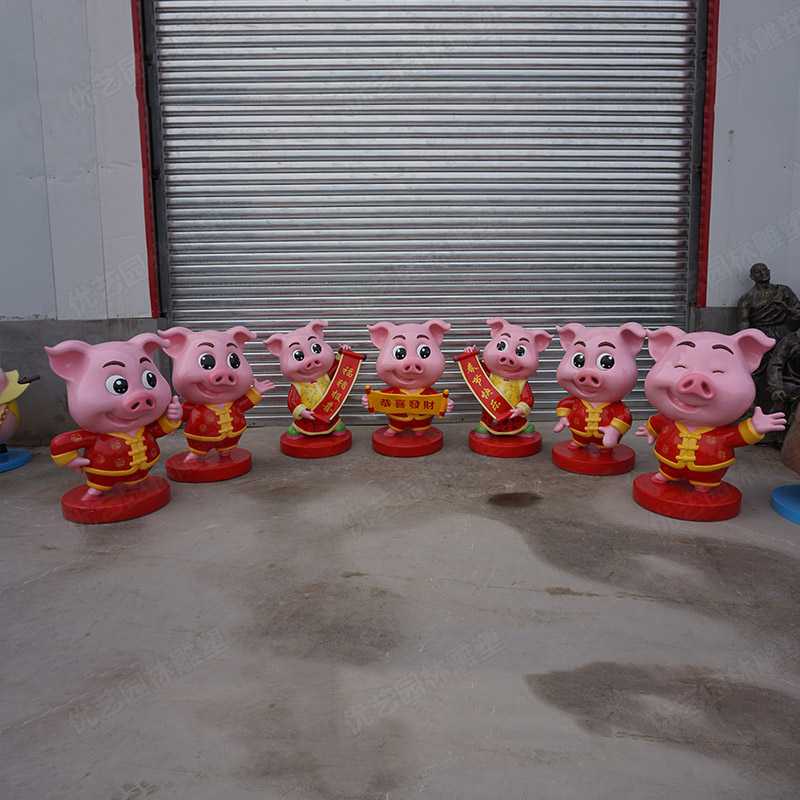 玻璃鋼卡通豬，豬年吉祥物雕塑