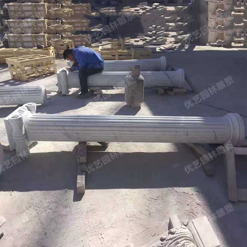 漢白玉羅馬柱，羅馬柱