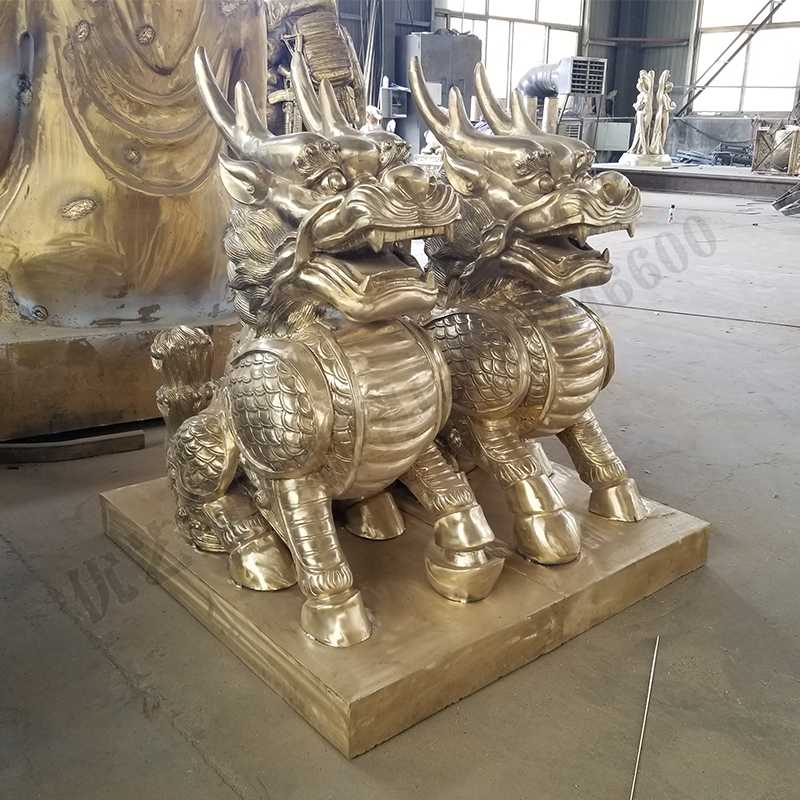 銅麒麟擺件，風(fēng)水麒麟擺件，傳統(tǒng)麒麟雕塑