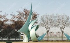 怎樣判斷不銹鋼雕塑價(jià)格是否合理？