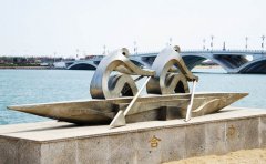 不銹鋼雕塑拋光需要注意的問(wèn)題有哪些？